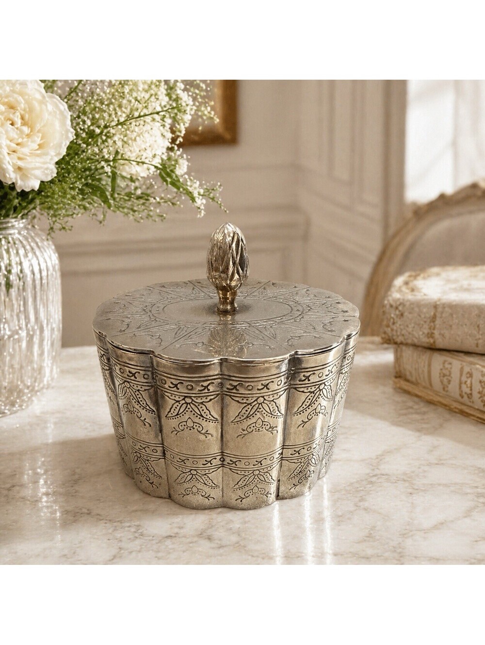 Vintage Silver Plated Red Lined Jewelry Trinket Box With Lid